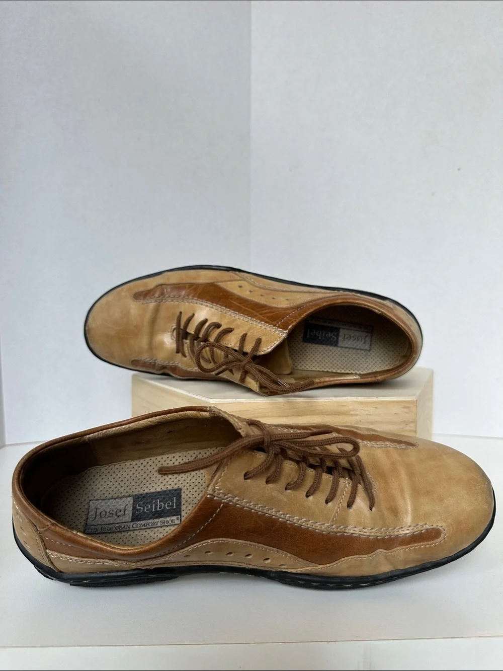 Josef Seibel Men’s Two-Tone Tan and Brown Lace-Up Oxfords